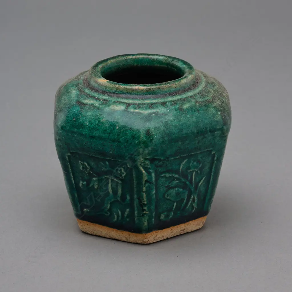 Chinese stoneware jar, c.1875 Image 1++